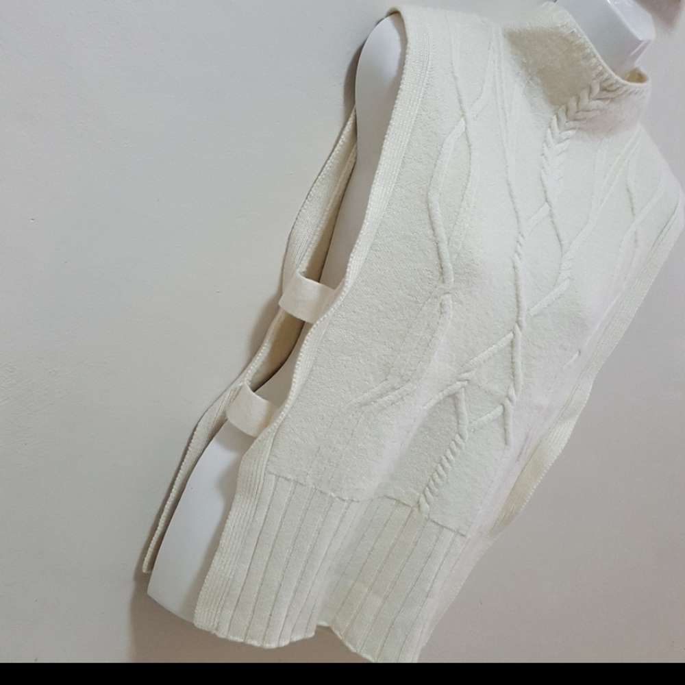 ISO Rag and Bone - Picture 2 of 2